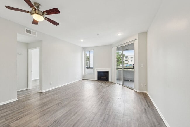 Photo - 845 S. Kingsley