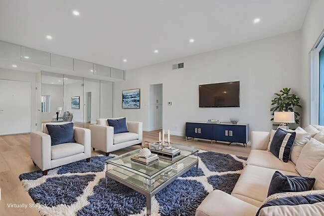 Elm Luxury Investments LLC - Elm Luxury Investments LLC Apartments