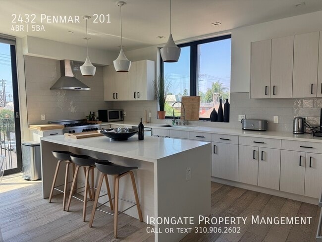 Photo - 2432 Penmar-201 Unit 201