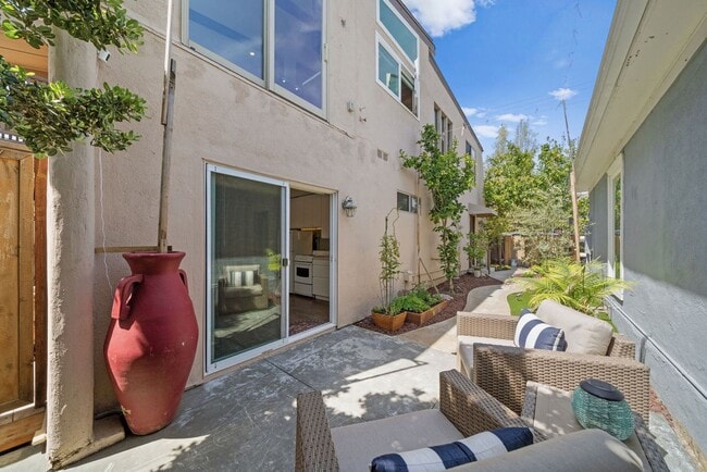 Photo - Monterey Unit Monterey Studio