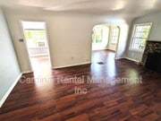 Photo - 730 Orange Dr