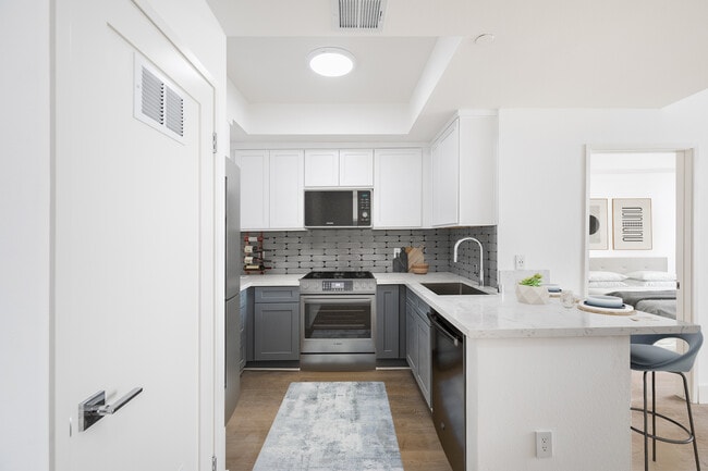 Photo - 1317 Westgate Ave