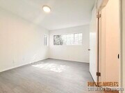 Photo - 10565 Camarillo St