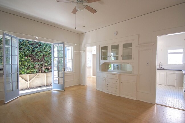 Photo - 314 W Mission St Unit 14E