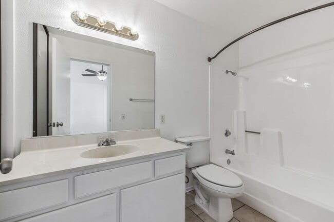 Photo - 74624 Driftwood Dr Unit 4