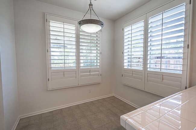 Photo - Shangri-La Community cul-de-sac Home for Rent in Canyon Country!