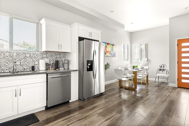 Photo - 3417 Edgehill Dr Unit 3417.5