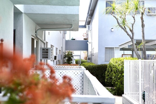 Photo - Corteen Apartments