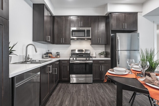 2BR, 2BA - 1041 SF - #316 - The Harrington