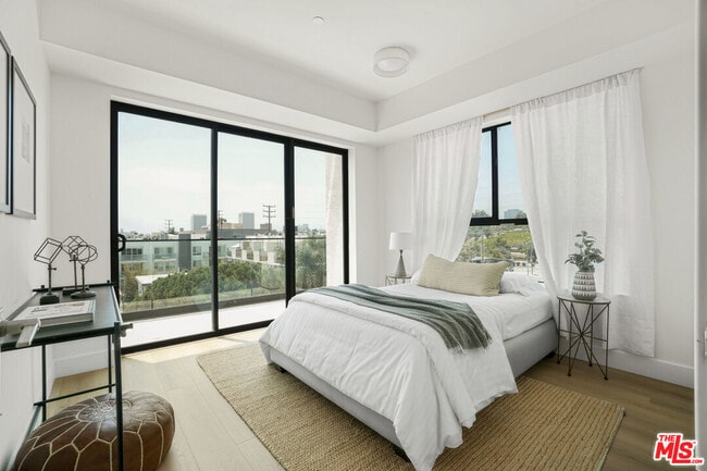 Photo - 1822 Overland Ave Unit 501