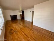 Photo - 1445 W Jackman St House