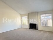 Photo - 11303 Kelowna Rd