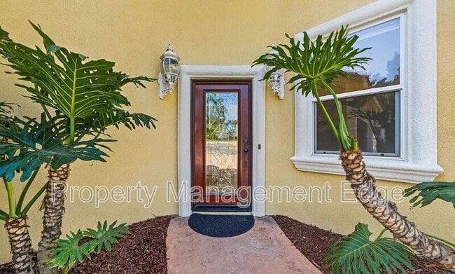 Photo - 1107 Las Flores Dr