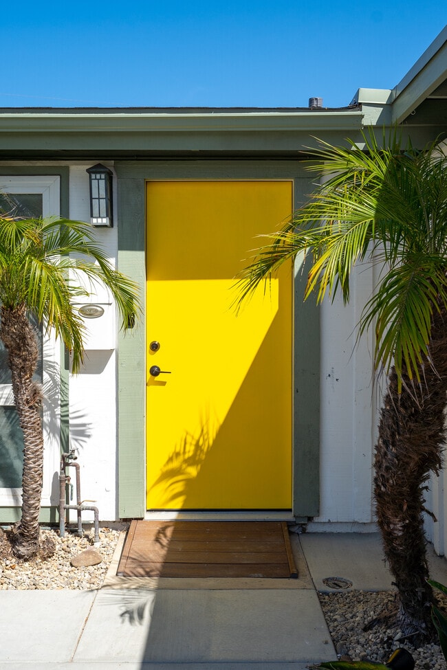 Photo - 2407 Pierpont Blvd