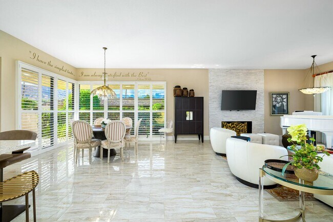 Photo - 1 Briarcliff Ct