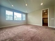 Photo - 140 Crossover