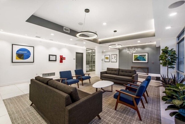 Photo - 455 S Kenmore Ave Unit 308