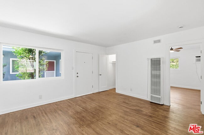 Photo - 4921 Coldwater Canyon Ave Unit 3