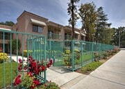 Photo - Whispering Oaks Apts
