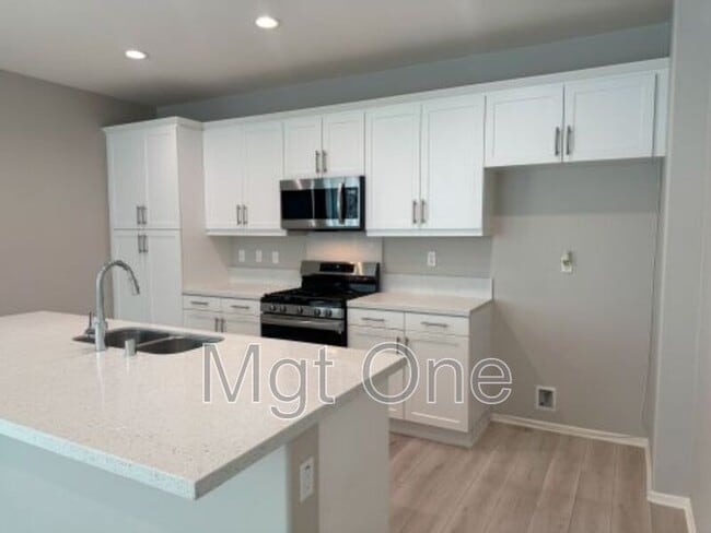 Photo - 133 Magnolia Ct
