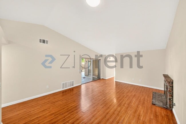 Photo - 14359 Parkwood Dr