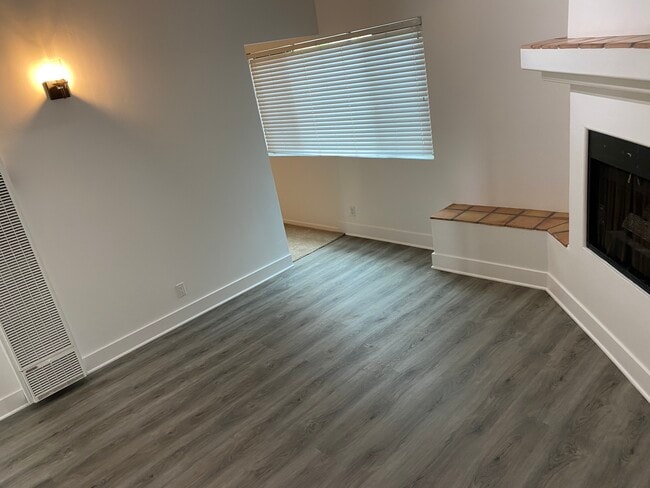 Photo - 6115 Coloma Dr Unit B