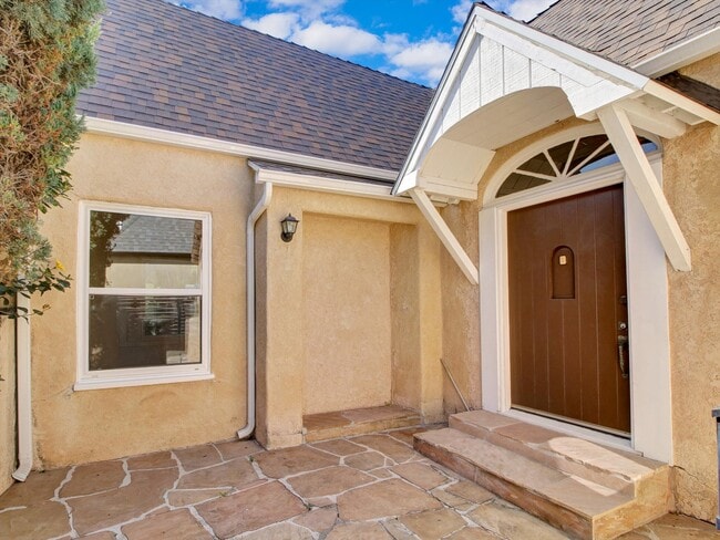 Photo - 203 S Stanley Dr