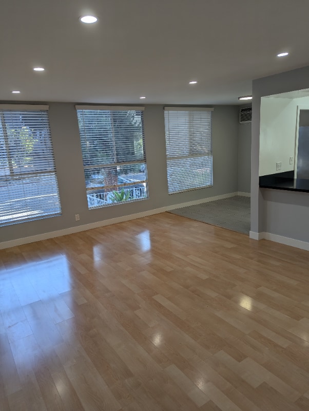 Photo - 7068 Lanewood Ave Unit 1