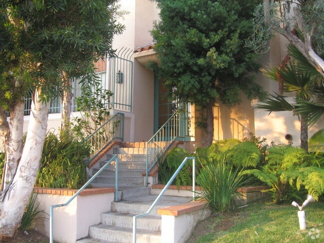 Building Photo - 4230 S Centinela Ave Unit One bed Rental