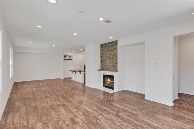 Photo - 15723 Parkhouse Dr Unit 91