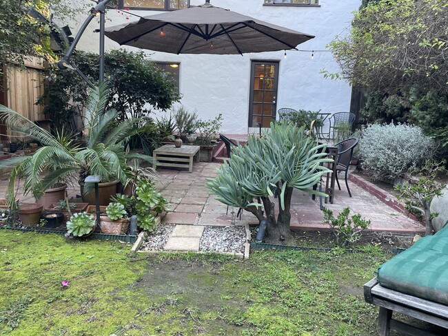 Photo - 2170 Vista del Mar St Unit Garden Studio