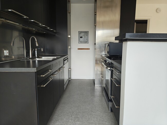 Photo - 252 3rd Ave Unit 252