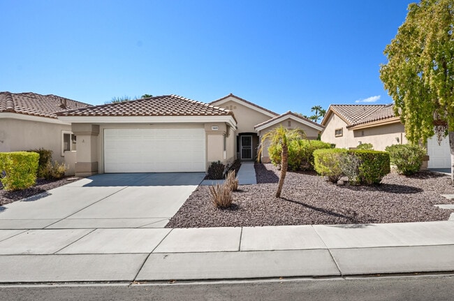 Photo - 78429 Moongold Rd