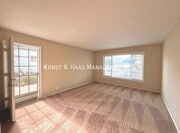 Photo - 510 Roycroft Ave