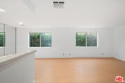 Photo - 839 S Holt Ave Townhome