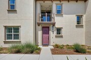 Photo - 956 Blackstone Dr
