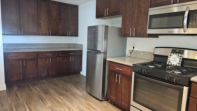 Building Photo - 4531-33 54th Street Unit 4531