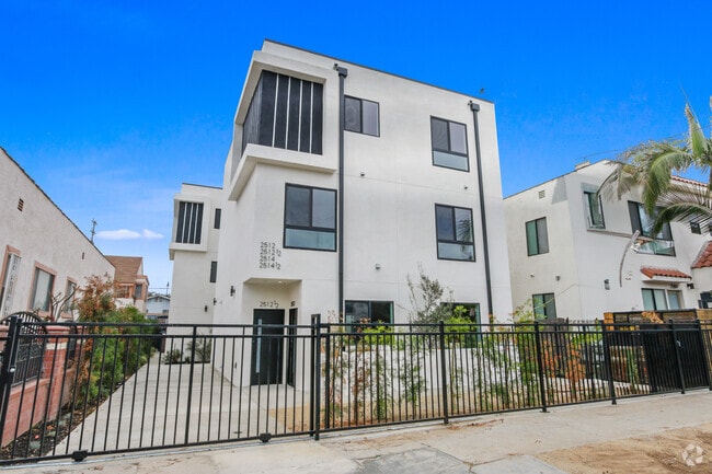 Building Photo - 2514 Pennsylvania Ave Rental