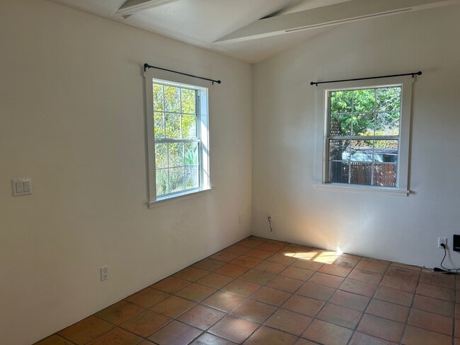 Photo - 1218 Blanchard St
