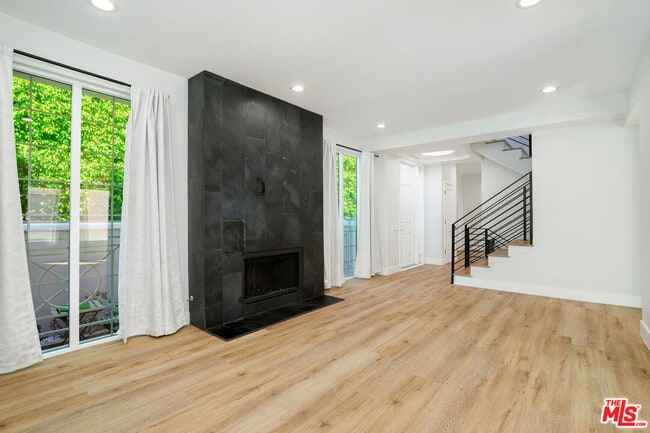 Photo - 5923 Etiwanda Ave Unit 106