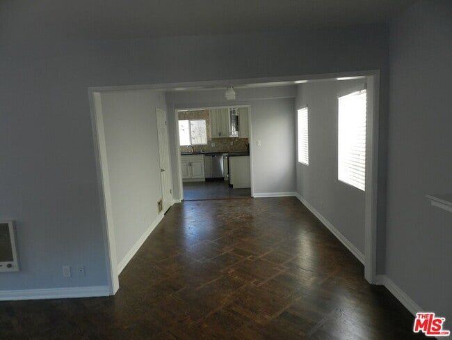 Photo - 2711 Arizona Ave
