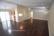 Photo - 18612 Arminta St House