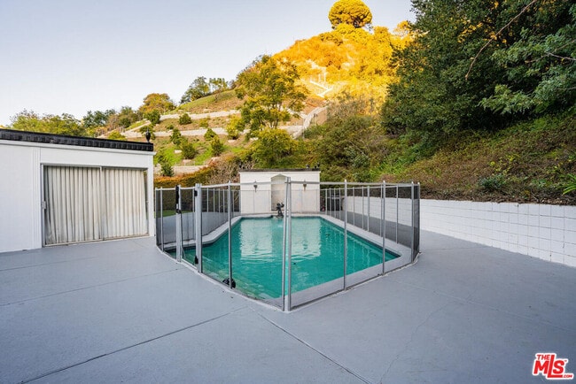 Photo - 936 Chantilly Rd