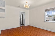 Photo - 550 Clement Dr