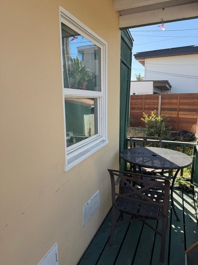 Photo - 731-33 Beryl St Unit 733.5