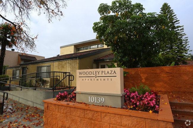 Building Photo - Woodley Plaza Rental