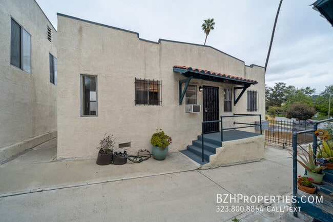 Photo - 6178 N Figueroa St Apartment Unit 6179