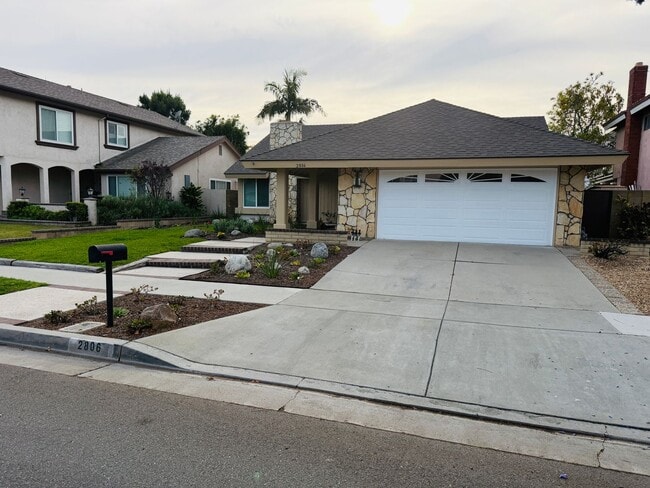 Photo - Stylish Single-Story Living in Coveted South Coast Metro