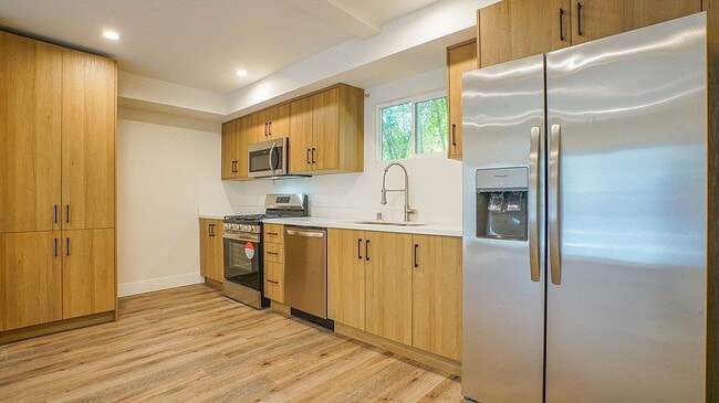 Photo - 6112 Saturn St Unit 1/2