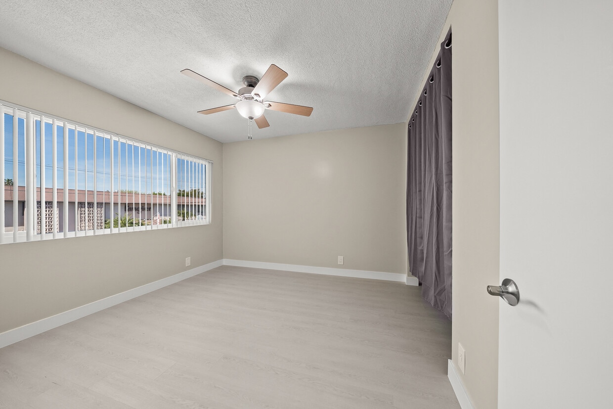 Floor Plan - 3 Bed  2 Bath